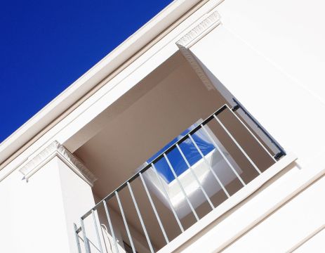 Loggia mit Pilastern